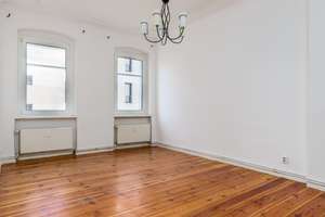 Elegante Stuckaltbauwohnung mit Potential nahe Brosepark! – Die vollständige Adresse der Immobilie erhältst du vom Anbieter., 13156 Niederschönhausen, Berlin – Vorschaubild 1