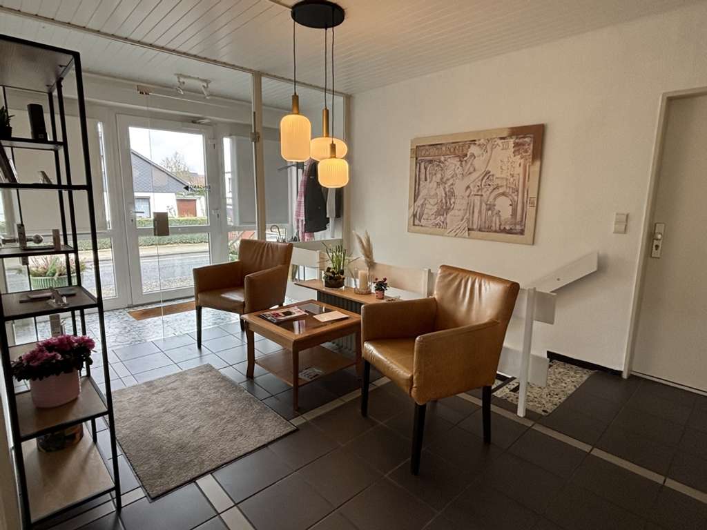 Immobilie in Lüneburg - Renditestarkes Wohn- & Geschäftshaus in guter Lage von Lüneburg - Bild 2