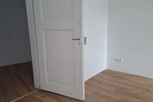 3 Zimmer Altbauwohnung in Karlsruhe-Grünwinkel - keine WG ! – Zeppelinstr. 3, 76185 Grünwinkel, Karlsruhe – Vorschaubild 6