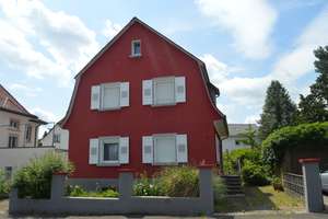 Geräumiges 7-Zimmer Haus in Singen, frei ab 01.03.26 – Die vollständige Adresse der Immobilie erhältst du vom Anbieter., 78224 Singen (Hohentwiel) – Vorschaubild 1