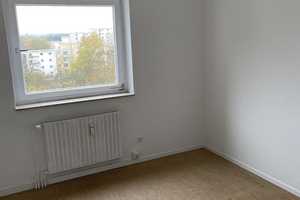 Familen aufgepasst leben über den Dächern von Wolfsburg  im // 5.OG , Rechts – Eisenacher Str. 29, 38444 Wolfsburg – Vorschaubild 11
