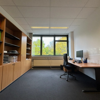 STOCK - PROVISIONSFREI - Vielseitige Büro- und Gewerbefläche im Münchner Norden