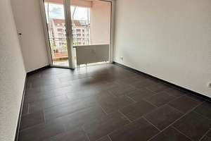 Stilvoll renovierte 2-Zimmer-Wohnung mit offenem Wohn- und Essbereich und Balkon in zentraler Lage – Die vollständige Adresse der Immobilie erhältst du vom Anbieter., 66115 Malstatt, Saarbrücken – Vorschaubild 3