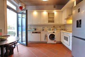 Property thumbnail 12