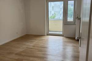 ruhige 3 Zimmer 2 Balkone, hell und ruhig in Berg am Laim