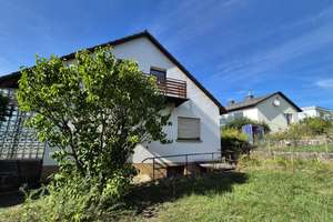 Modernisiertes Einfamilienhaus mit 5 Zimmern