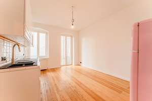 Charmante, bezugsfreie 1,5-Zimmer-Wohnung mit Balkon in bester Lage von Berlin-Mitte! Denkmalschutz – Die vollständige Adresse der Immobilie erhältst du vom Anbieter., 10119 Mitte (Ortsteil), Berlin – Vorschaubild 6