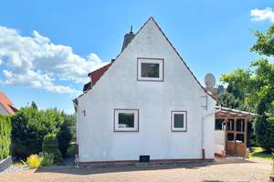 Gemütlich. Modernisiert. Erweiterbar – Doppelhaushälfte mit Potenzial in Vellmar. – Die vollständige Adresse der Immobilie erhältst du vom Anbieter., 34246 Vellmar – Vorschaubild 1