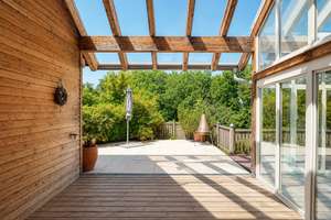 Unternehmervilla in traumhafter Randlage mit Pool, Panoramasauna und vielem mehr – Die vollständige Adresse der Immobilie erhältst du vom Anbieter., 74676 Niedernhall – Vorschaubild 7
