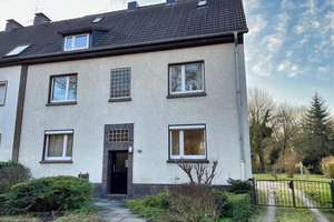 Generationenhaus mit Potenzial und vielen Möglichkeiten – Die vollständige Adresse der Immobilie erhältst du vom Anbieter., 45699 Herten – Vorschaubild 2