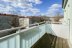 HELLE 2 ZIMMER WOHNUNG IN GRÜNER OASE |SÜDWEST-BALKON | STAURAUM | PROVISIONSFREI | – Rudolf-Schwarz-Straße 26a, 10407 Prenzlauer Berg, Berlin – Vorschaubild 7
