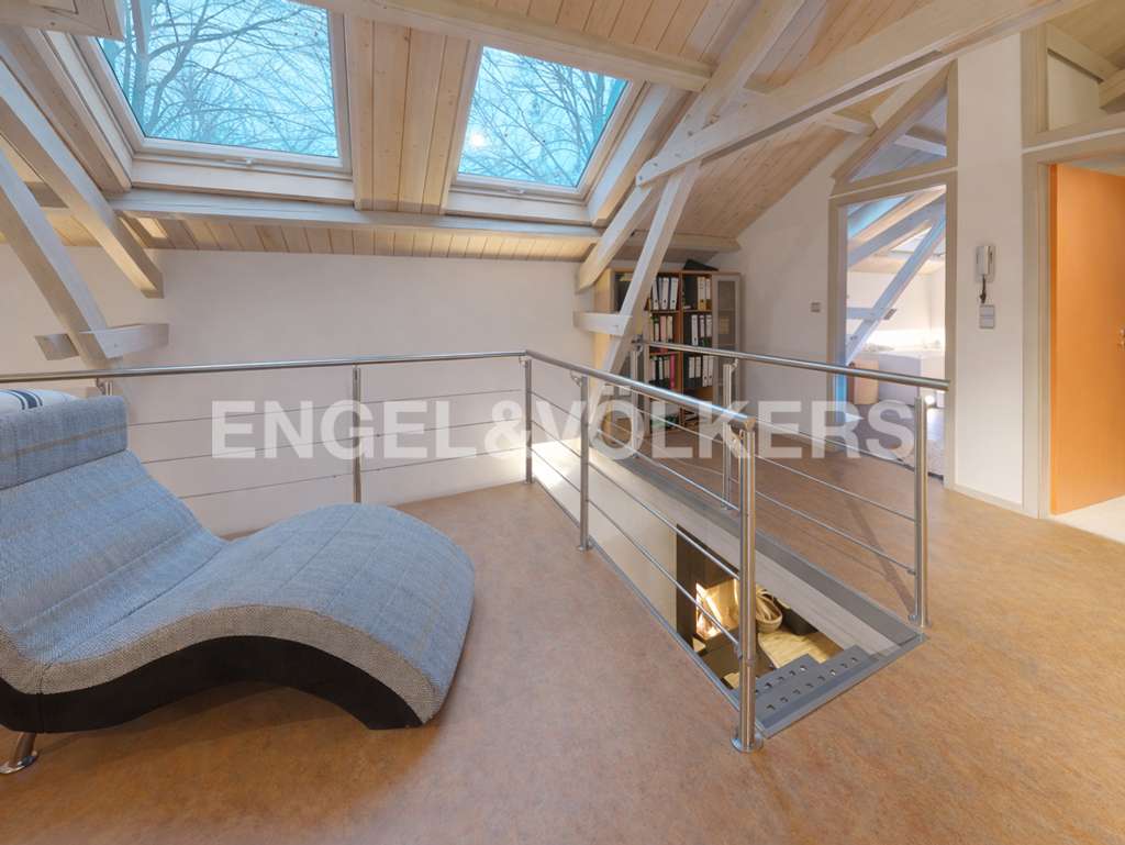 Immobilie in Schwebheim - Wohnen in Licht und Ruhe - Zeitlose Architektur trifft großzügiges Wohngefühl - Bild 4