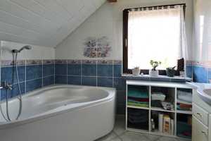 ca. 196 m² WOHN-/NUTZFLÄCHE - MIT SEPARATEM BUNGALOW - PERFEKT FÜR EINE FAMILIE – Berlin – Vorschaubild 13
