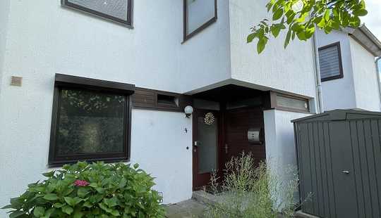 Bild von Erbpacht - Familienfreundliches Reihenhaus mit sonnigem Garten und Wellnessbereich