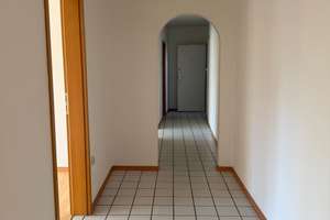 3-Zimmer-Wohnung mit Balkon in Essen-Bergerhausen! – Rellinghauser Straße 276, 45136 Bergerhausen, Essen – Vorschaubild 9