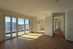 Luxuriöse 4 Zimmer Wohnung mit Balkon Tiefgarage
