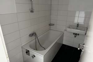 Zum Wohlfühlen: Großzügige 2,5-Zimmer-Wohnung – Korallusring 9, 21109 Wilhelmsburg, Hamburg – Vorschaubild 11