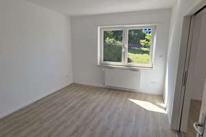 Neu renovierte 4-Zimmer-Wohnung mit 2 Balkonen im 1. OG in Bad Cannstatt, Wohngebiet "Im Geiger" – Im Geiger 45, 70374 Im Geiger, Stuttgart – Vorschaubild 20