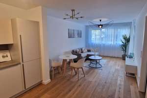 Erstklassiges Wohnen: Vollmöbliertes 2-Raum-Apartment im Neubau