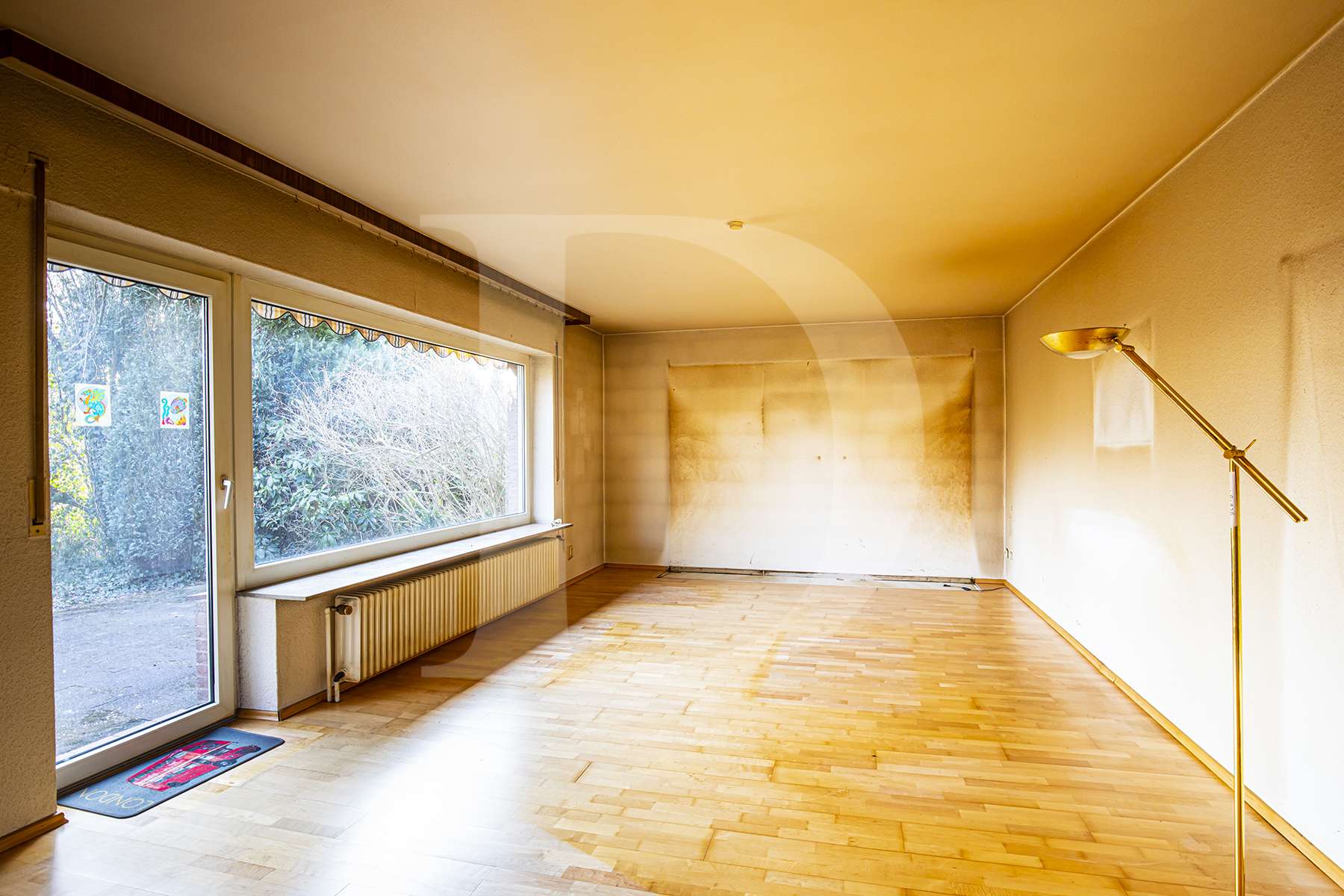 Immobilie in Zetel - Einfamilienhaus in ruhiger und zentraler Lage von Zetel - Bild 1