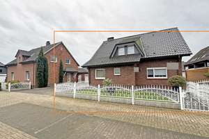 Voerde-Spellen: Doppeltes Wohnglück – Eigenbedarf trifft Rendite – Die vollständige Adresse der Immobilie erhältst du vom Anbieter., 46562 Voerde (Niederrhein) – Vorschaubild 2