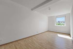 Reihenmittelhaus mit Terrasse & Garage – Familienglück in begehrter Lage Nürnberg-Langwasser! – Die vollständige Adresse der Immobilie erhältst du vom Anbieter., 90473 Langwasser Südost, Nürnberg – Vorschaubild 16