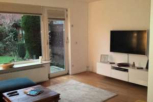 Ihr neues Zuhause in Hamburg-Eidelstedt Gepflegtes Mittelreihenhaus mit Garten, Terrasse, Vollkeller – Teinstücken 7i, 22525 Eidelstedt, Hamburg – Vorschaubild 2