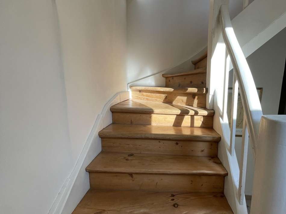 HOLZTREPPE