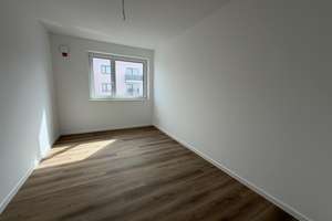 ab sofort verfügbar, 3 Zimmer mit WBS 160 / WBS 180 – Anne-Frank-Straße 4, 12524 Altglienicke, Berlin – Vorschaubild 6