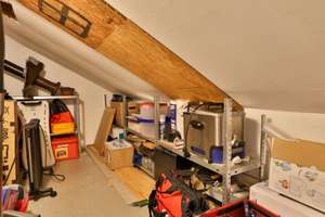 Kühle 3,5-Zimmer-DG-Wohnung in Reutlingen mit Garten und Stellplatz – Erlenbachstraße 39, 72768 Altenburg, Reutlingen – Vorschaubild 8