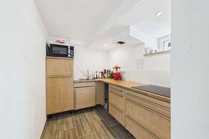 Luxuriöses Wohnensemble in Regensburg – kernsaniert, Pool, Outdoor-Kitchen & Grünblick! – Die vollständige Adresse der Immobilie erhältst du vom Anbieter., 93055 Burgweinting-Harting, Regensburg – Vorschaubild 17