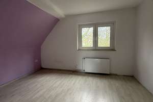 Renovierungsbedürftiges Reihenhaus mit 4 Zimmern in Gelsenkirchen-Hassel – Howeg 41, 45896 Hassel, Gelsenkirchen – Vorschaubild 8