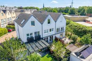 Reihenmittelhaus in Osterfeld mit 6 Zimmern und kleinem Garten – Die vollständige Adresse der Immobilie erhältst du vom Anbieter., 46117 Osterfeld-West, Oberhausen – Vorschaubild 29