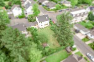 Einfamilienhaus mit Garten, Terrasse und Garage in Bonn-Niederholtorf – Die vollständige Adresse der Immobilie erhältst du vom Anbieter., 53229 Holtorf, Bonn – Vorschaubild 2
