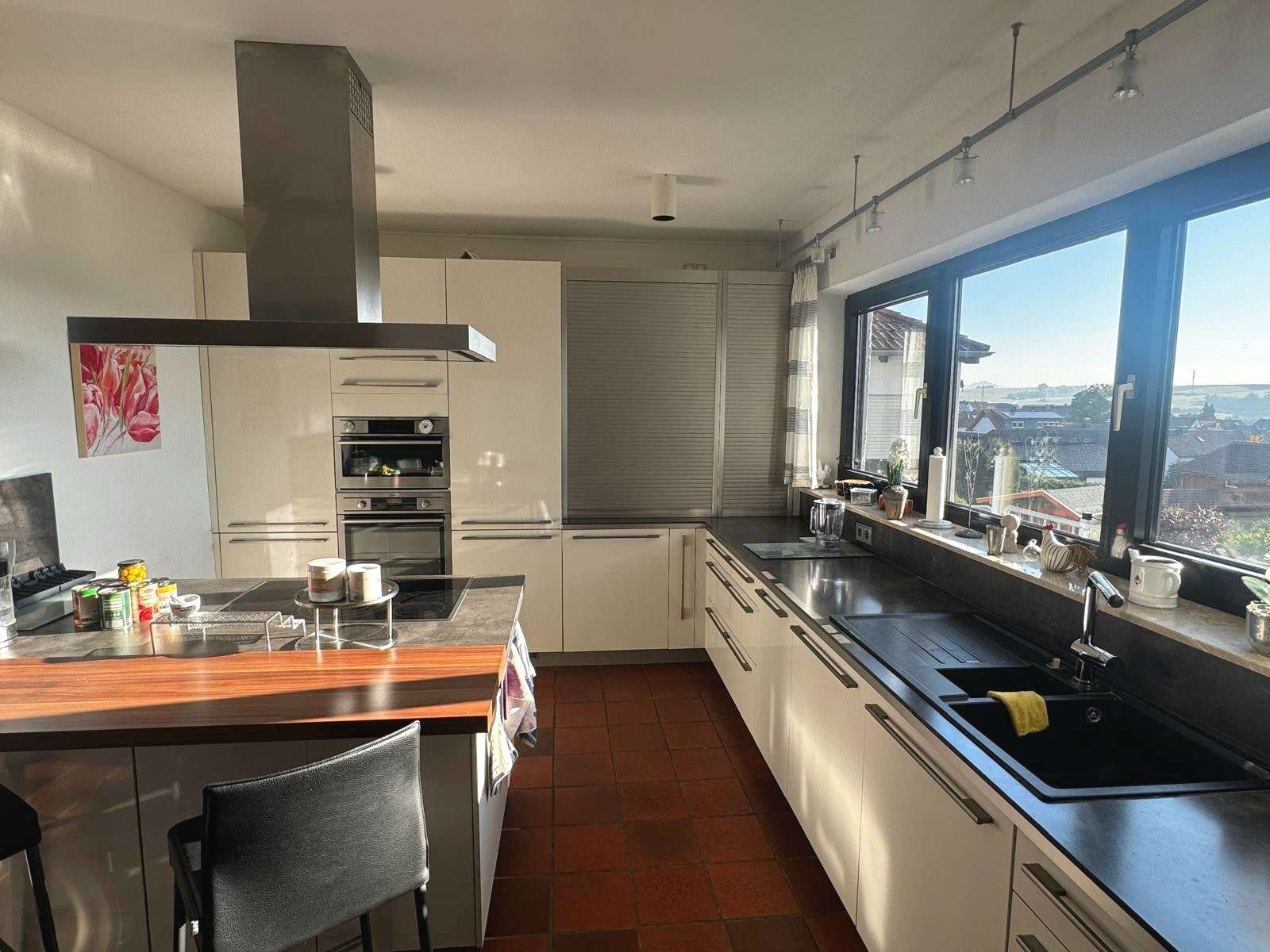 Immobilie in Groß-Bieberau - 65 T€ Heizung  & 60 T€ PV-Anlage - 500 € mtl. Ertrag schon investiert!!! Verschönern und einziehen!! - Bild 0