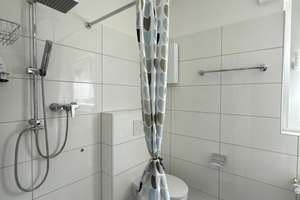Großzügige 3-Zimmer-Wohnung mit offener Küche, Balkon & Garten in Leverkusen-Rheindorf Süd – Die vollständige Adresse der Immobilie erhältst du vom Anbieter., 51371 Rheindorf, Leverkusen – Vorschaubild 3