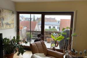 Für Selbstrenovierer: ruhige 2,5-Zimmer-DG-Galerie-Wohnung mit Sonnenbalkon in Altenfurt – Wittelsbacherstraße 23, 90475 Altenfurt, Moorenbrunn, Nürnberg – Vorschaubild 7
