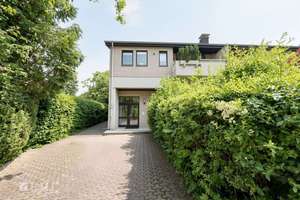 Stilvolle Maisonette-Wohnung mit zwei Balkonen und Kamin in begehrter Lage von Düsseldorf – Die vollständige Adresse der Immobilie erhältst du vom Anbieter., 40489 Kaiserswerth, Düsseldorf – Vorschaubild 14