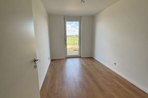 Helle 3-Zimmer-Wohnung mit Loggia – Marie-Jucharcz-Straße 6, 80995 Feldmoching, München – Vorschaubild 6