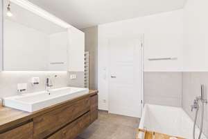 A+ Einfamilienhaus mit großzügigem Platzangebot und Studio mit separatem Eingang - BJ 2025 – Die vollständige Adresse der Immobilie erhältst du vom Anbieter., 97723 Oberthulba – Vorschaubild 5
