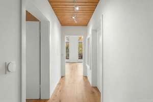 Lichtdurchflutete Wohnung im Obergeschoss mit Südbalkon und offenem Raumgefühl in Allach – Die vollständige Adresse der Immobilie erhältst du vom Anbieter., 80997 Allach, München – Vorschaubild 8