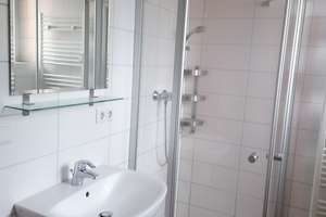 Wohnen wie im eigenen Haus-großzügige 166m² Wohnung mit Garten und zwei Sonnenterrassen – Am Elisabethheim 68b, 42111 Uellendahl-Katernberg, Wuppertal – Vorschaubild 15