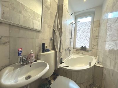 Investieren oder selbst beziehen - renoviertes Wohnungspaket