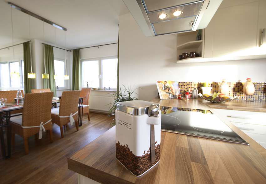 Immobilie in Rangsdorf - Mehr als 5 Zimmer, Küche, Bad... Ein Traum!!! - Bild 0