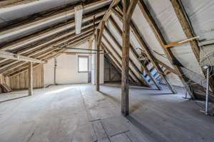Leerstehendes 3-Familienhaus in begehrter Lage – Die vollständige Adresse der Immobilie erhältst du vom Anbieter., 70199 Heslach, Stuttgart – Vorschaubild 16