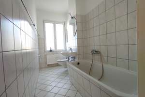 Altbauflair inklusive Südbalkon und Keller – Besichtigung nach Vereinbarung: 0172-3261193 – Die vollständige Adresse der Immobilie erhältst du vom Anbieter., 10179 Mitte (Ortsteil), Berlin – Vorschaubild 8