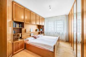 Großzügige 3,5-Zimmer-Wohnung in direkter U-Bahn Nähe und Südbalkon – Die vollständige Adresse der Immobilie erhältst du vom Anbieter., 81375 Neuhadern, München – Vorschaubild 5