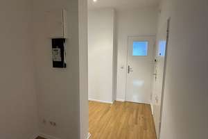 Tolle Kapitalanlage in Berlin-Tiergarten: 3-Zi, Balkon, Keller, Fahrstuhl – Birkenstrasse 74, 10559 Moabit, Berlin – Vorschaubild 2