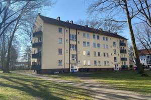 Gepflegte 3-Zimmer-Wohnung mit Einbauküche – Breslauer Str. 24 a, 27755 Düsternort, Delmenhorst – Vorschaubild 1