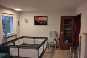 Helle mit Blick ins Grüne 2-Zimmer Wohnung im 2. OG in Stuttgart-Freiberg – Suttnerstraße 38, 70437 Freiberg, Stuttgart – Vorschaubild 4
